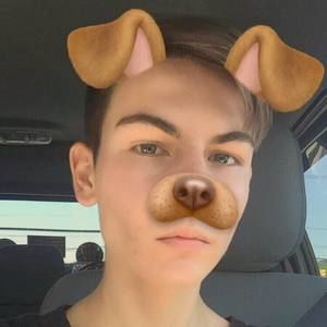 Meet your Posher, Kyle